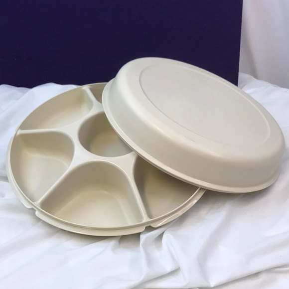 Tupperware Other - Tupperware Divided Serving Tray #1665 & Lid #1666